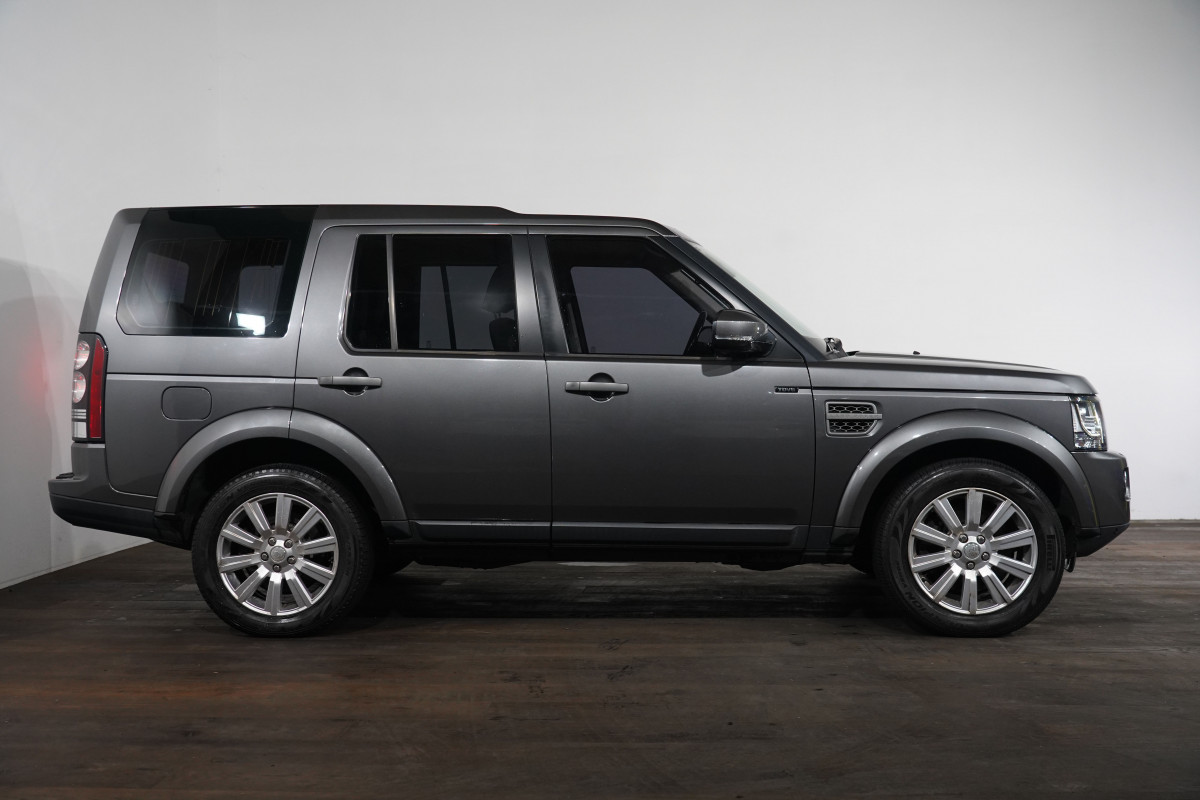 2014 Land Rover Discovery 3.0 Tdv6 SUV Image 4