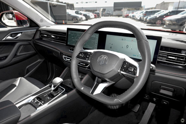 2025 MG HS AS33P Super Hybrid Essence SUV Image 6
