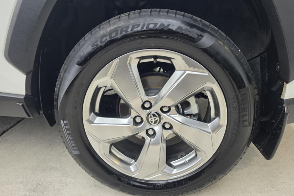 2020 MY21 Toyota RAV4 AXAH52R GXL SUV Image 4