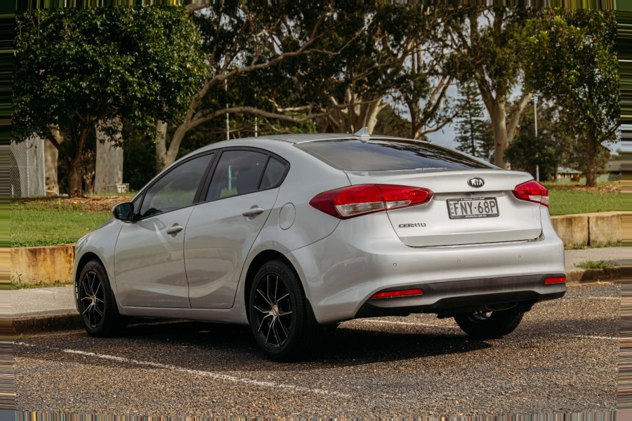 2016 MY17 Kia Cerato YD S Hatch Image 10
