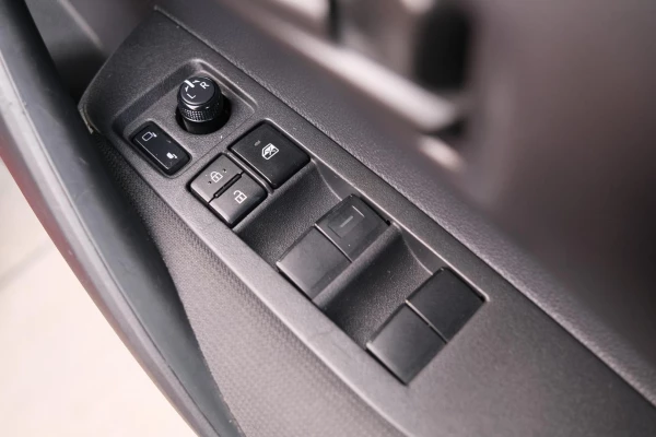 2018 Toyota Corolla MZEA12R Ascent Sport Hatch Image 12