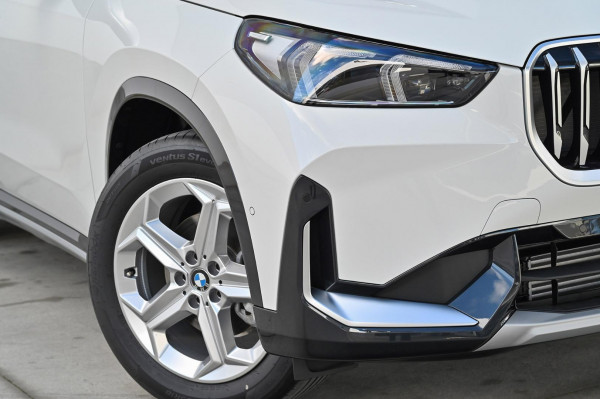 2026 BMW X1 U11 sDrive18i SUV image 21