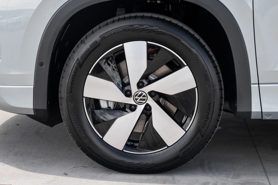 2026 Volkswagen Tayron R4 110TSI Life SUV Image 22