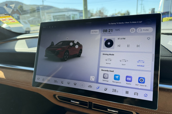 2026 Mazda 6e  E35 Atenza Hatch Image 25