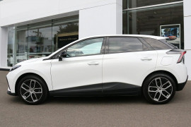 2024 MG MG4 MEH32 Essence 64 Hatch