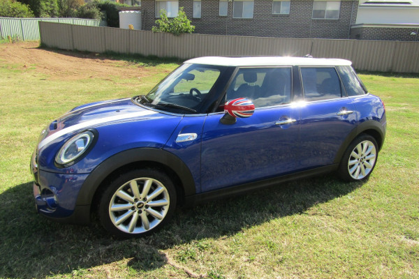 2020 MINI Hatch back Hatch