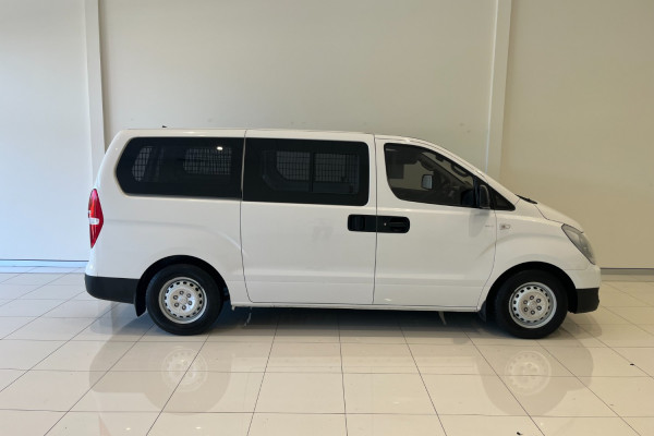 2017 Hyundai iLoad TQ3-V Series II  Van