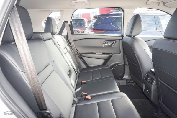2026 Nissan X-Trail T33 ST-L e-POWER SUV Image 3
