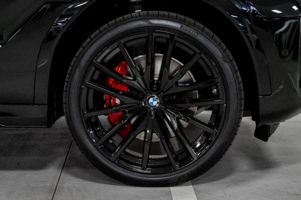 2026 BMW X6 G06 LCI xDrive40i M Sport SUV image 23
