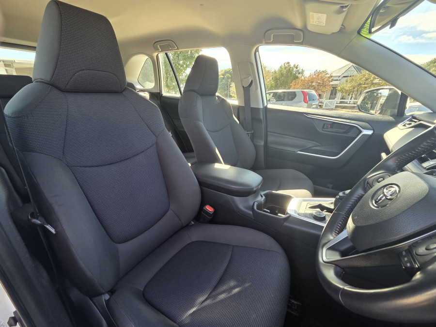 2022 Toyota RAV4 AXAH54R GX SUV Image 17