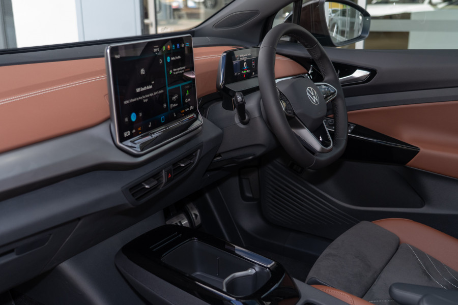 2025 Volkswagen ID. 5 E2 Pro SUV Image 8