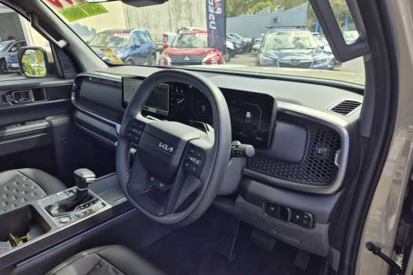 2026 Kia Tasman TK SX+ Ute Image 17