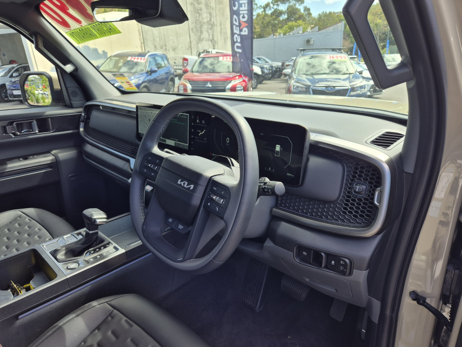 2026 Kia Tasman TK SX+ Ute Image 17