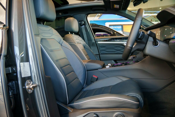 2026 Volkswagen Touareg RC 210TDI Wolfsburg Edition SUV Image 20