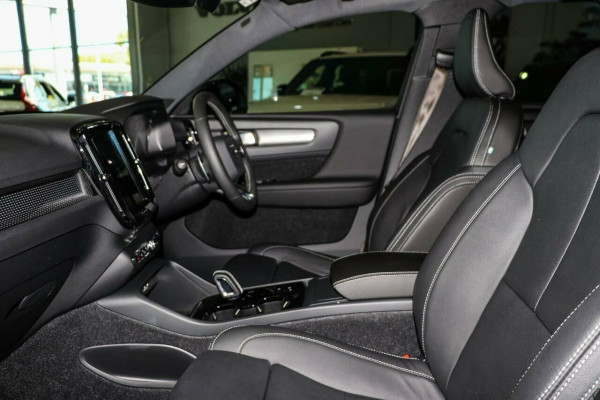2019 Volvo XC40 XZ MY19 T5 AWD R-Design Suv Image 3
