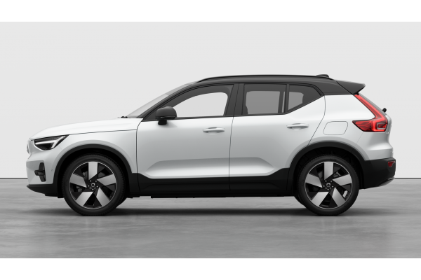 2026 Volvo EX40  Ultra Twin Motor Performance SUV Image 2