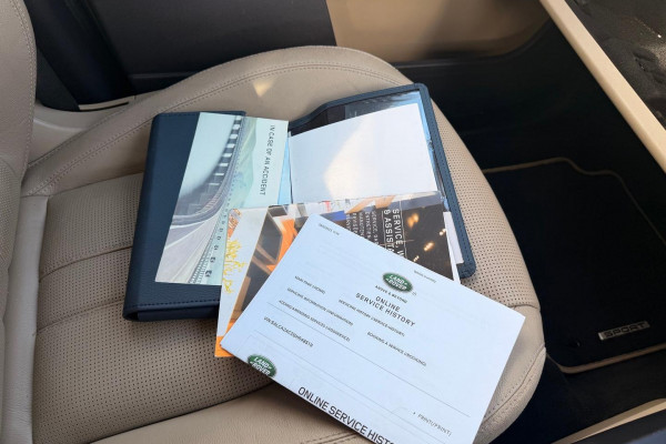 2015 Land Rover Discovery Sport L550 TD4 HSE SUV Image 23
