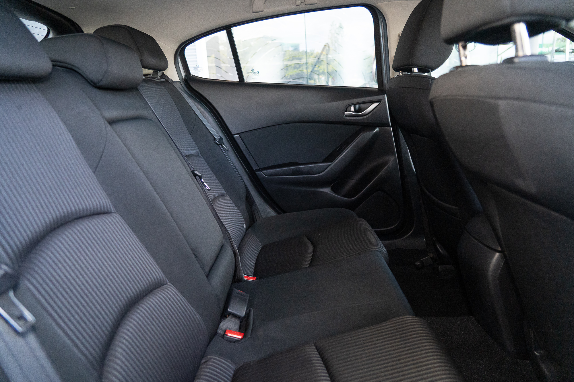 2015 Mazda 3 BM5438 SP25 Hatch Image 10
