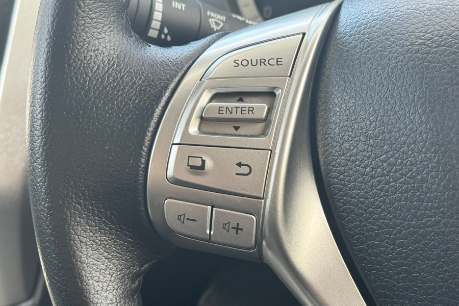 2016 Nissan Navara D23 ST Ute Image 19