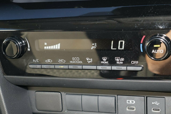 2025 Toyota Yaris Cross MXPJ10R GX SUV Image 18
