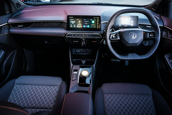 2024 MY24.5 MG MG3 ZP22 Excite Hatch Image 3