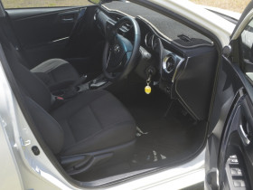 2018 Toyota Corolla ZR Sport Hatchback