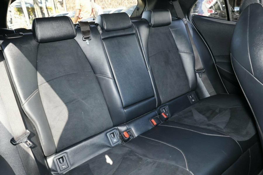 2022 Toyota Corolla ZWE219R  ZR Hybrid Hatch Image 9