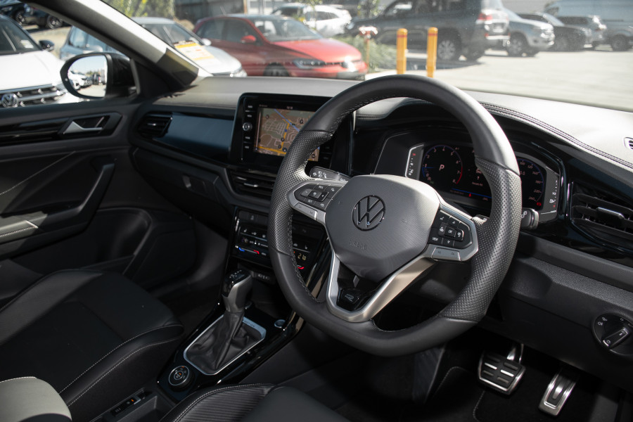 2025 MY26 Volkswagen T-Roc D11 140TSI R-Line SUV Image 6