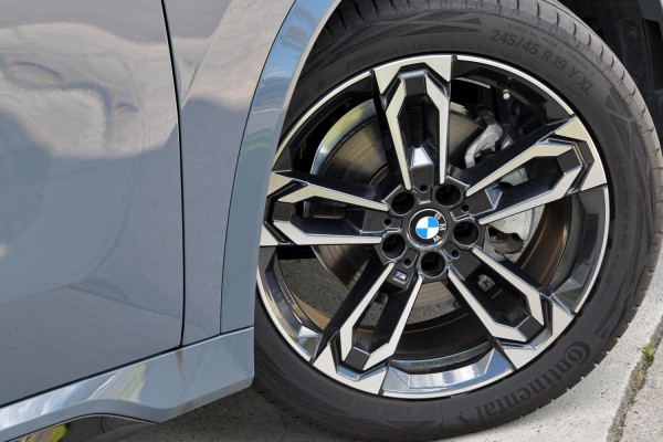 2025 BMW X1 U11 xDrive20i M Sport SUV image 28