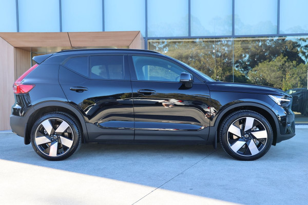 2026 MY27 Volvo EX40  Ultra Twin Motor Performance SUV Image 4
