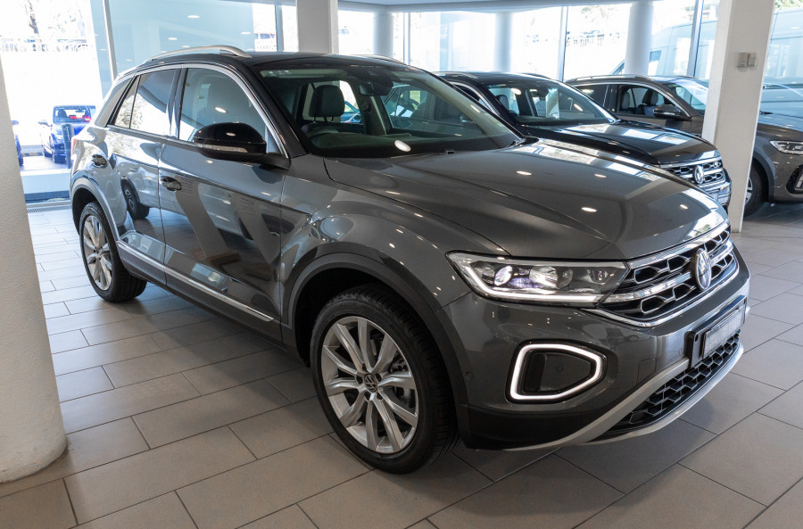 2025 Volkswagen T-Roc D11 110TSI Style SUV Image 3
