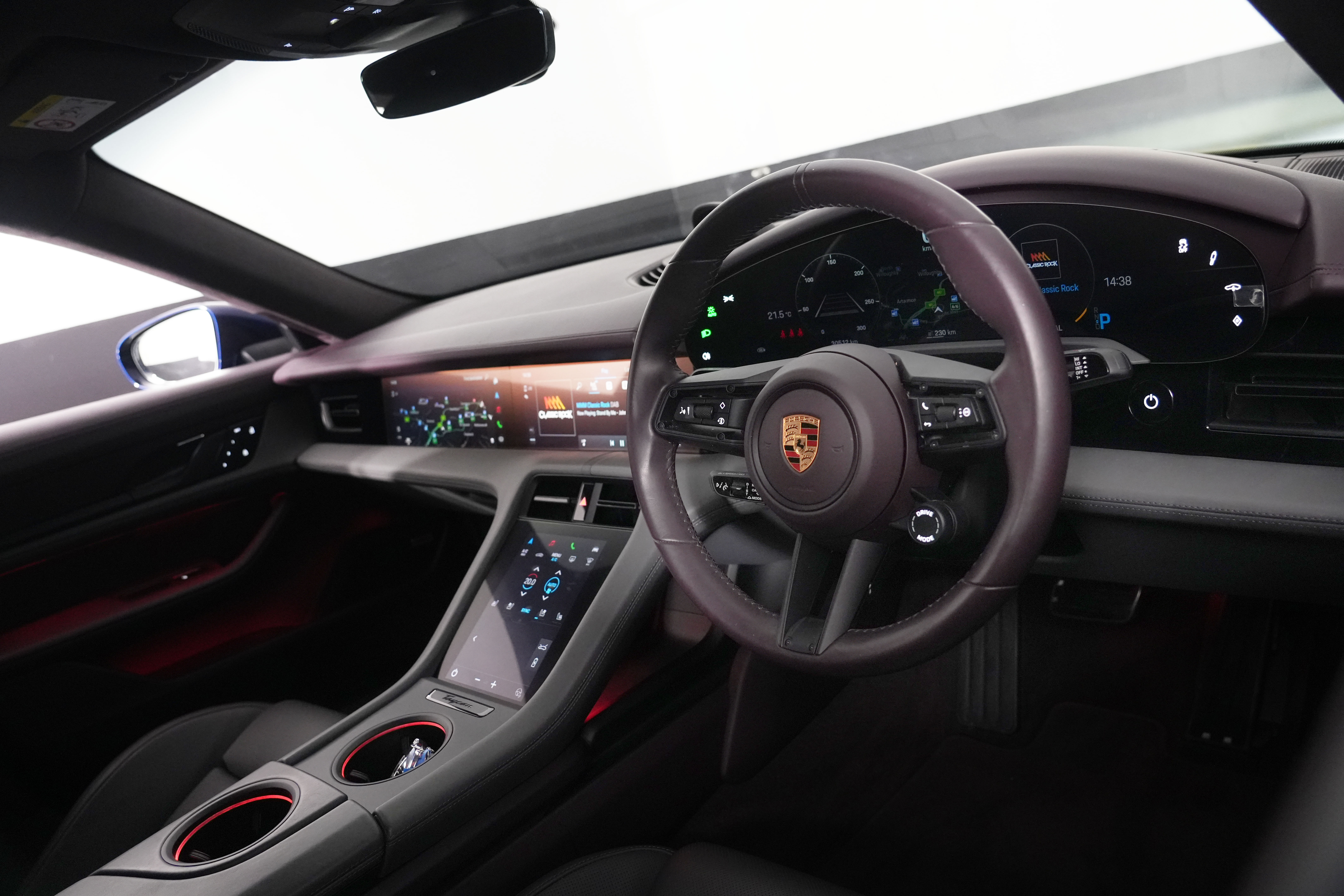 2023 Porsche Taycan GTS Coupe Image 35