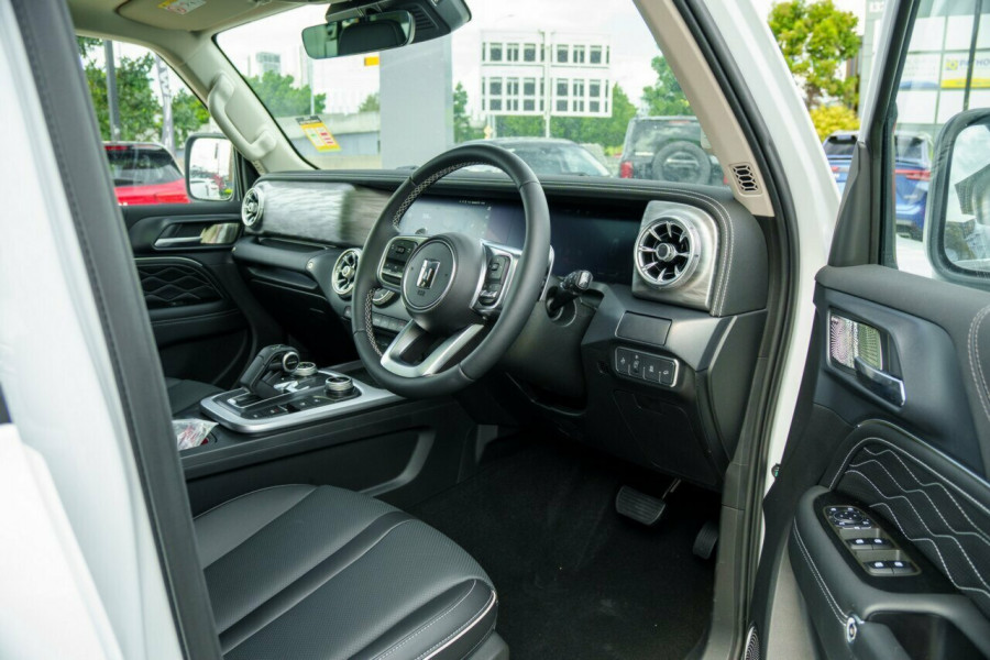 2024 GWM Tank 300 P01 Ultra Hybrid SUV Image 16