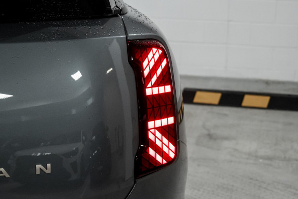 2024 MINI Countryman U25 E Favoured SUV image 23