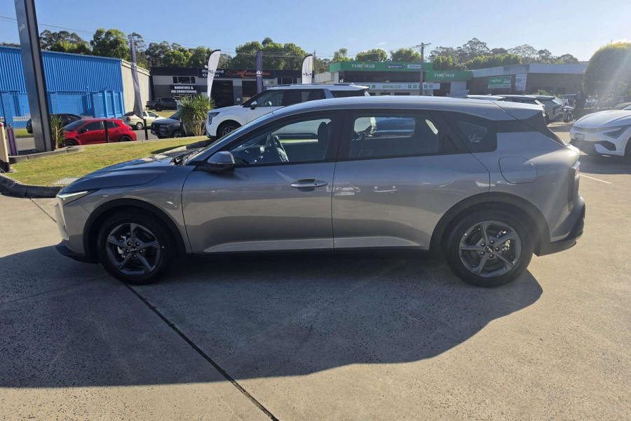 2025 MY26 Kia K4 CL4m S Hatch Image 4