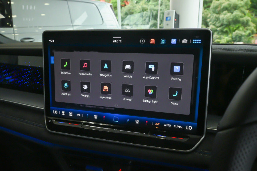 2025 Volkswagen Tayron R4 195TSI R-Line SUV