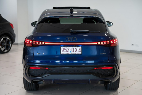 2026 Audi Q5 e-hybrid 270kW SUV image 5