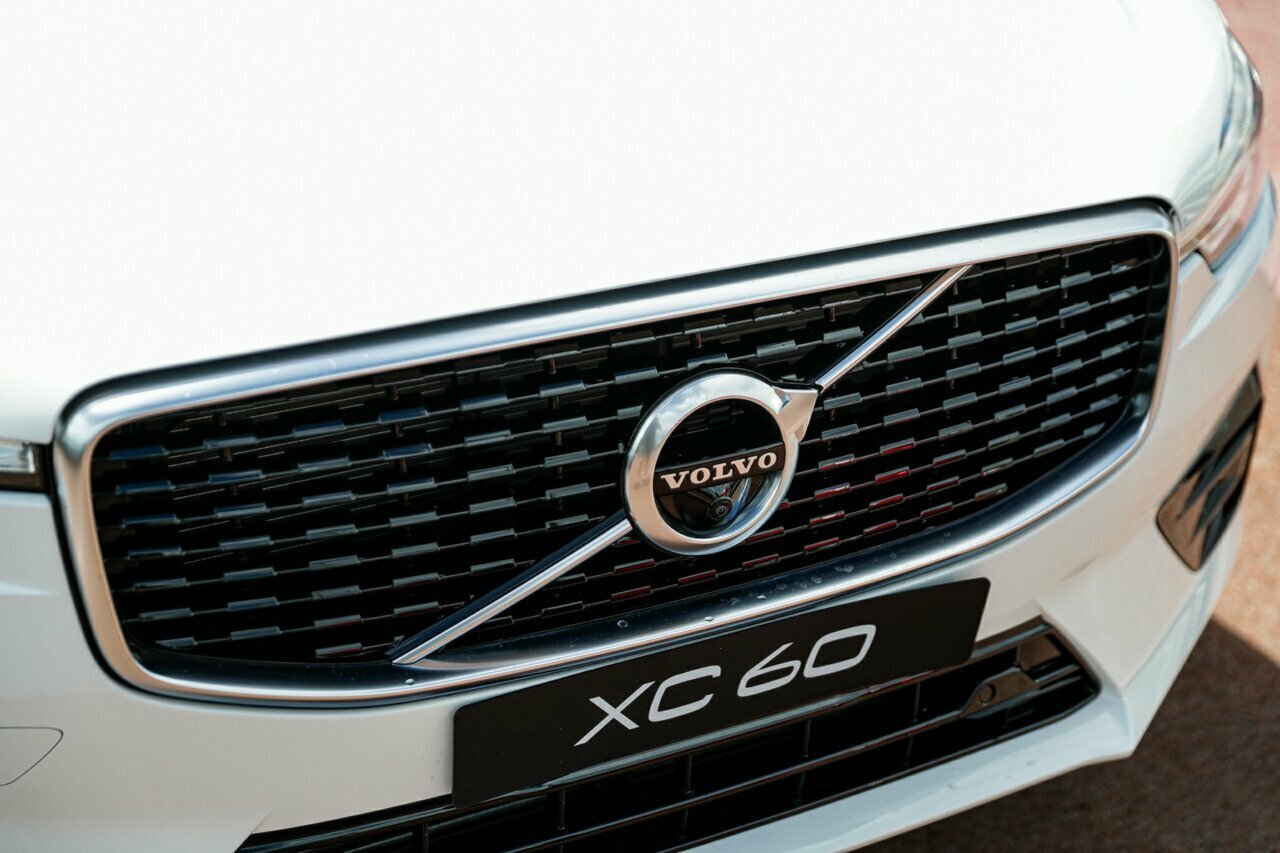 2020 Volvo XC60 UZ T6 R-Design SUV Image 8