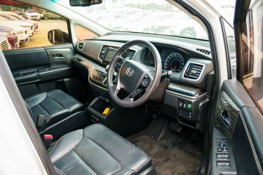 2015 Honda Odyssey 5th Gen VTi-L Wagon Image 15
