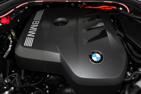 2025 BMW X3 G45 30e xDrive SUV image 26