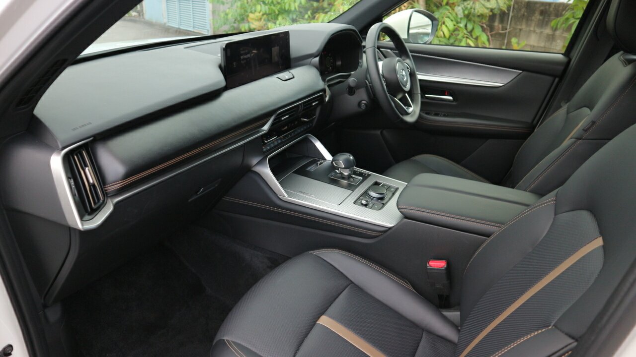 2024 Mazda CX-80 KL G40e Azami SUV Image 23