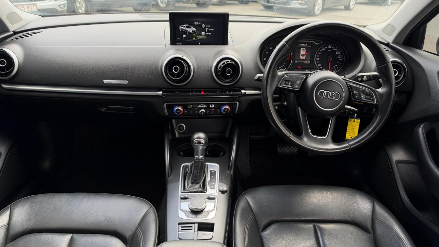 2017 Audi A3 8V  Sedan Image 17
