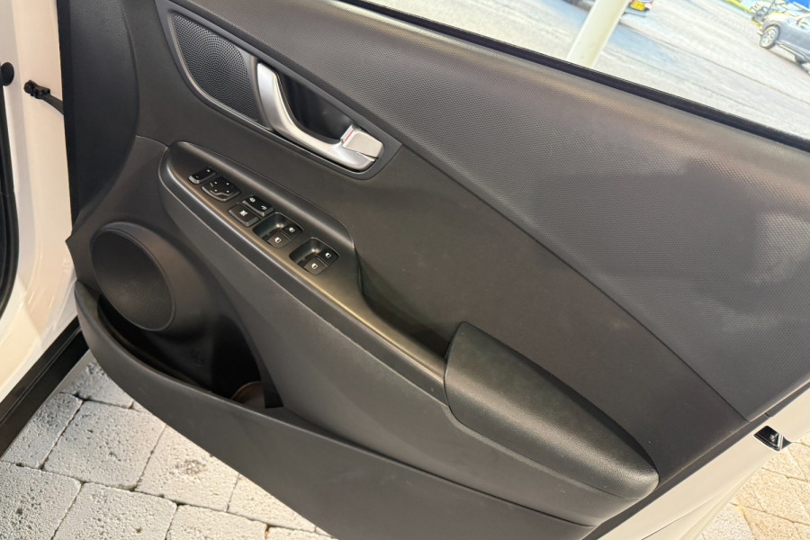 2023 Hyundai KONA OS.V4 N SUV Image 17