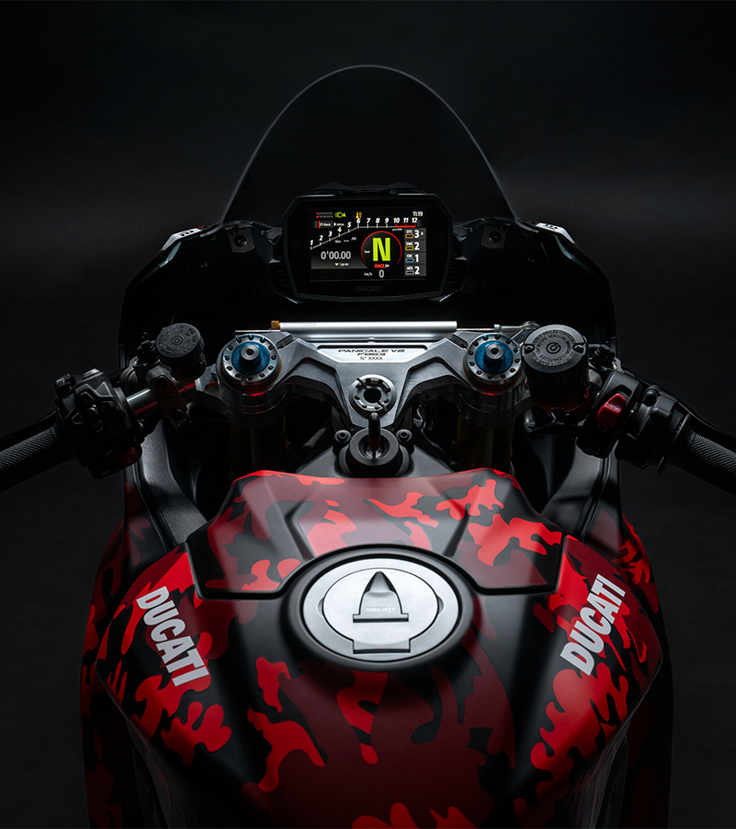 Racing lower clip-ons Image