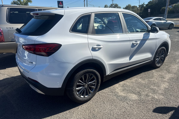 2025 MG ZS ZS32 Excite SUV Image 3