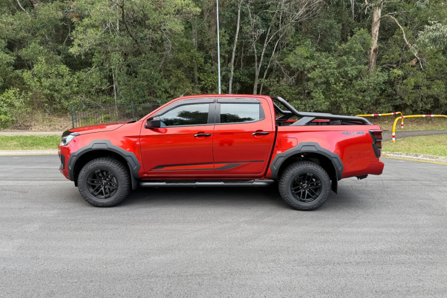  MY24 Isuzu D-MAX RG BLADE Ute Image 8