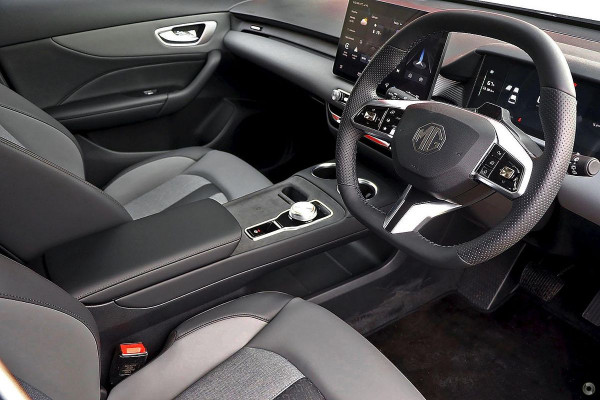 2026 MG MG4 AH4E Essence 64 Hatch Image 6