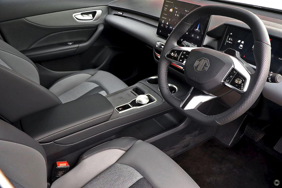 2026 MG MG4 AH4E Essence 64 Hatch Image 6