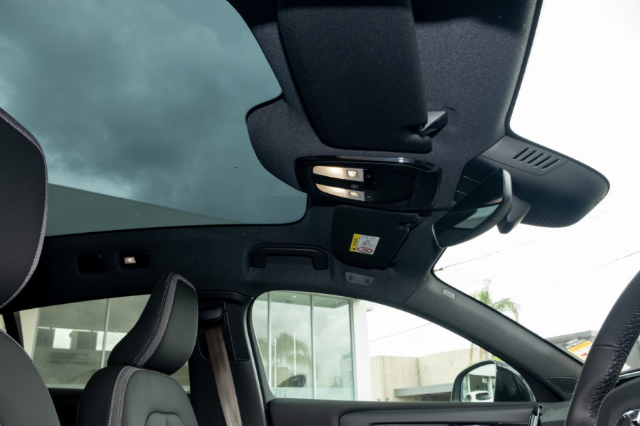 2023 Volvo C40 XK Recharge Twin Pure Electric SUV Image 17