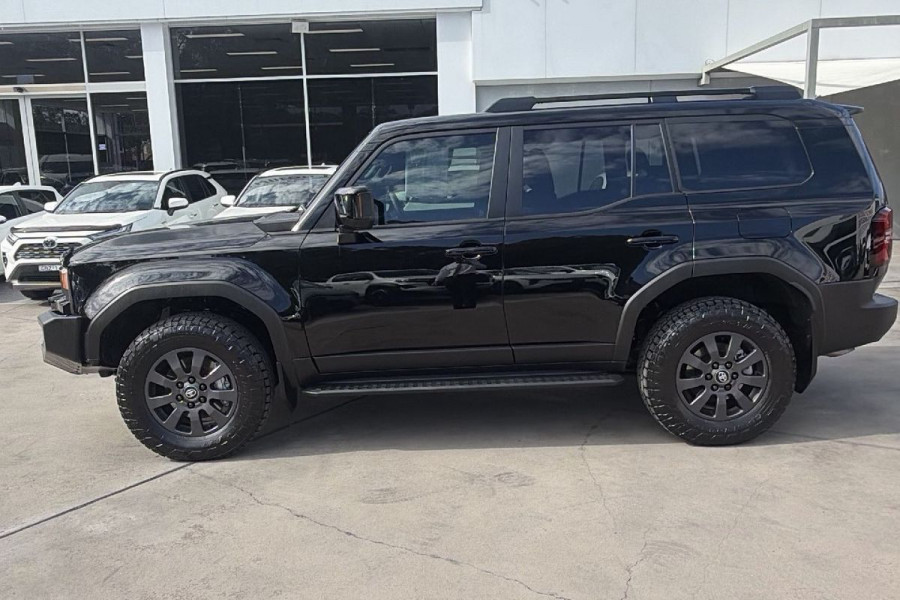2026 Toyota LandCruiser Prado GDJ251R Altitude SUV Image 9